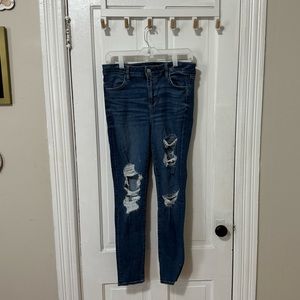 AE Highrise Distressed Jeans